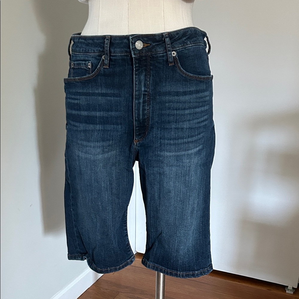 Banana Republic Curvy Jean Shorts